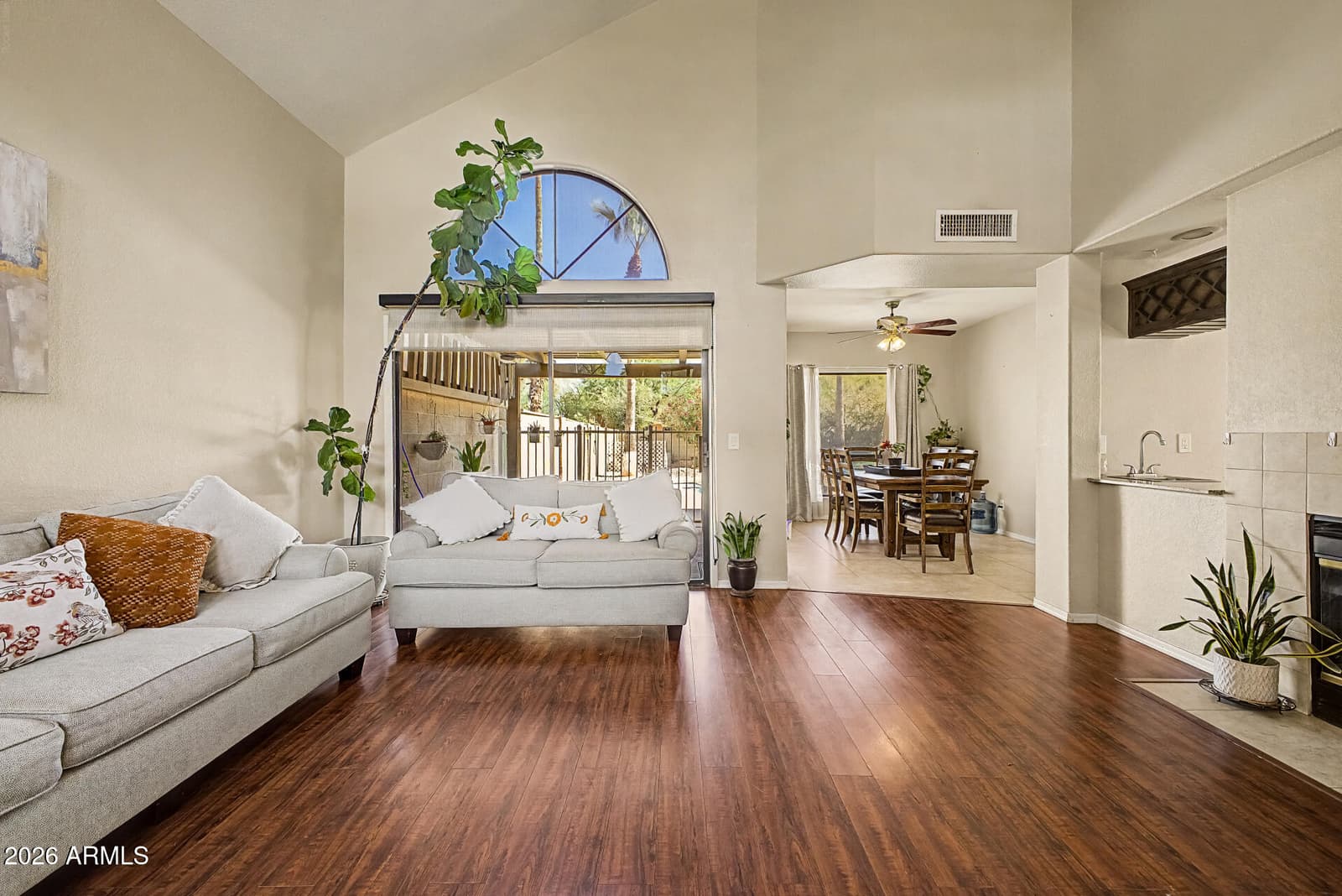 929 E MANOR Drive, Chandler, AZ 85225 — photo 11 of 51