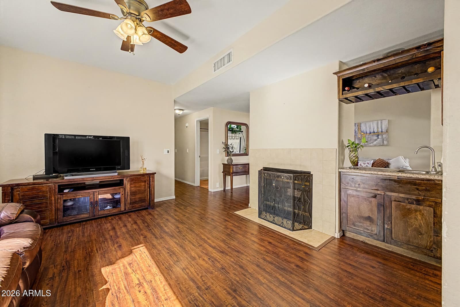 929 E MANOR Drive, Chandler, AZ 85225 — photo 16 of 51