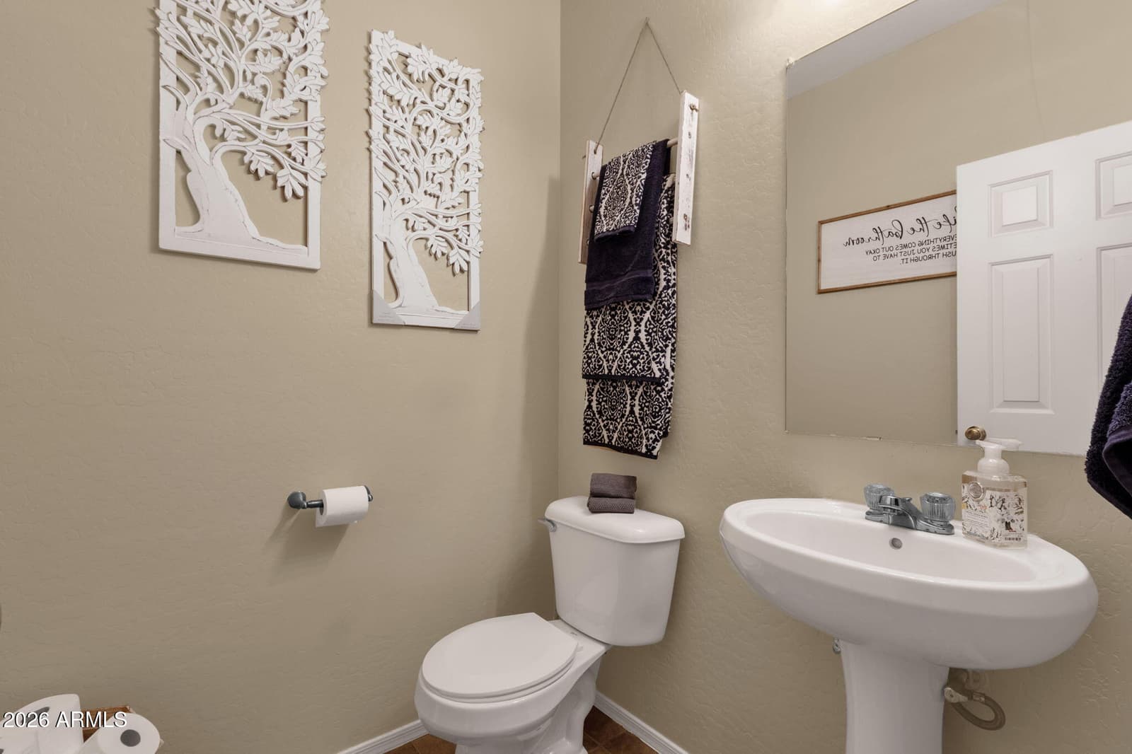 3422 W LEODRA Lane, Phoenix, AZ 85041 — photo 12 of 36