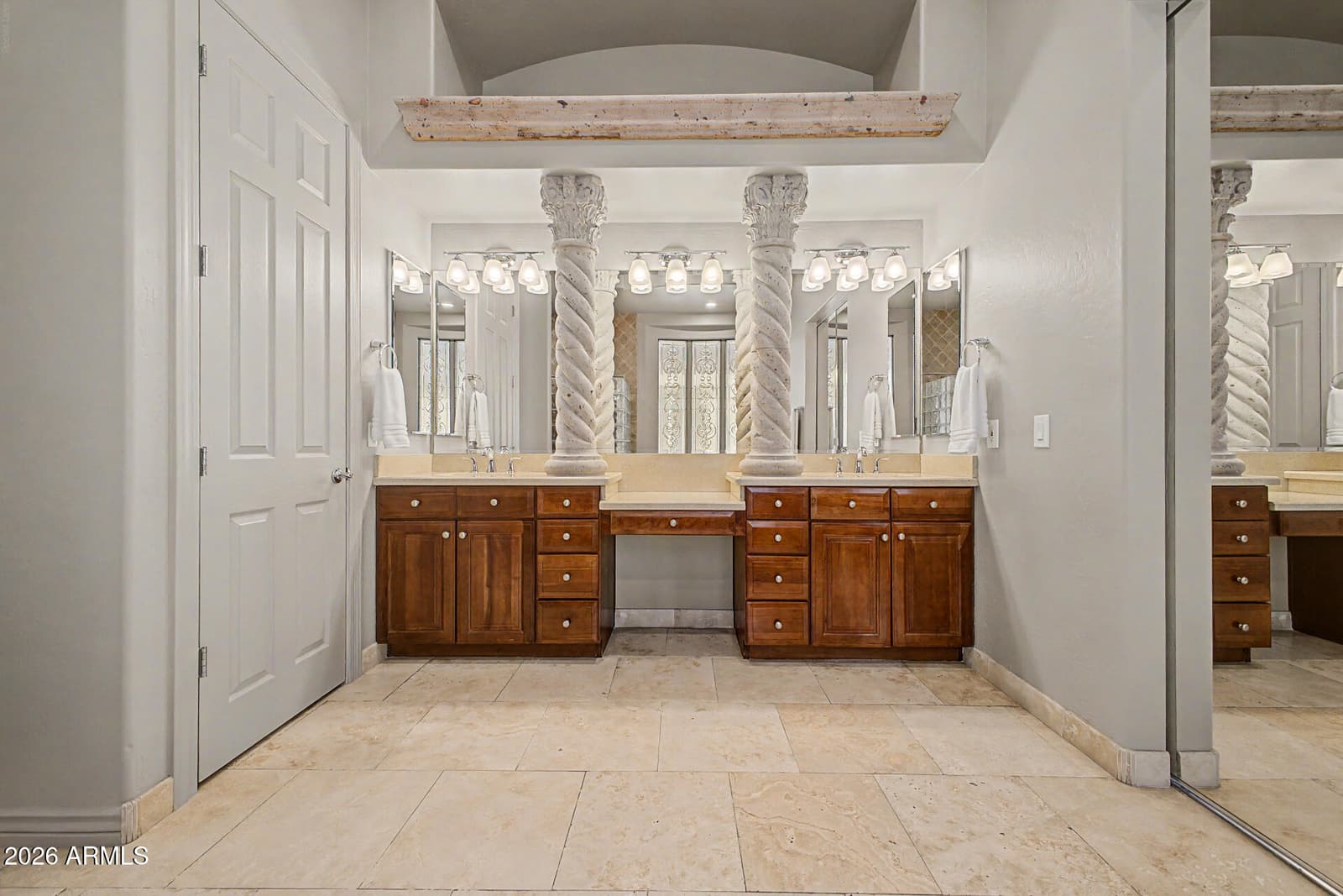 1705 W MOODY Trail, Phoenix, AZ 85041 — photo 12 of 77