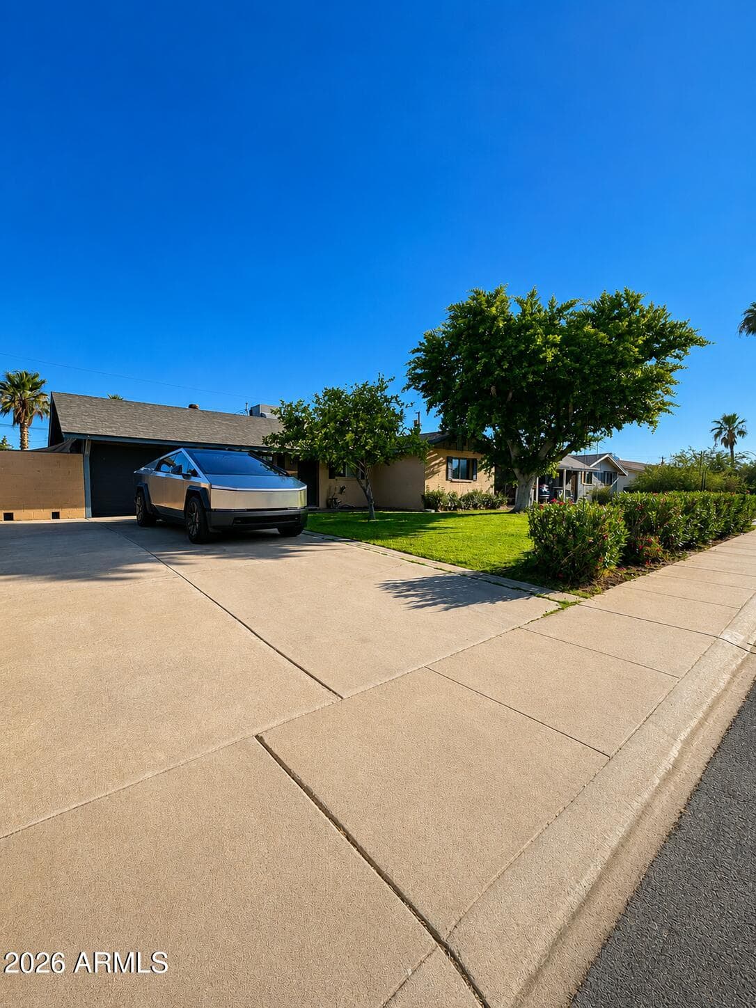 803 W 18TH Street, Tempe, AZ 85281 — photo 2 of 23