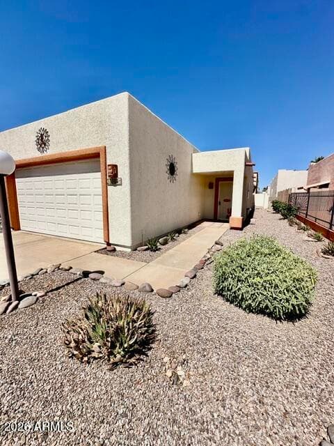 384 S Taylors Trail, Sierra Vista, AZ 85635 — photo 4 of 40