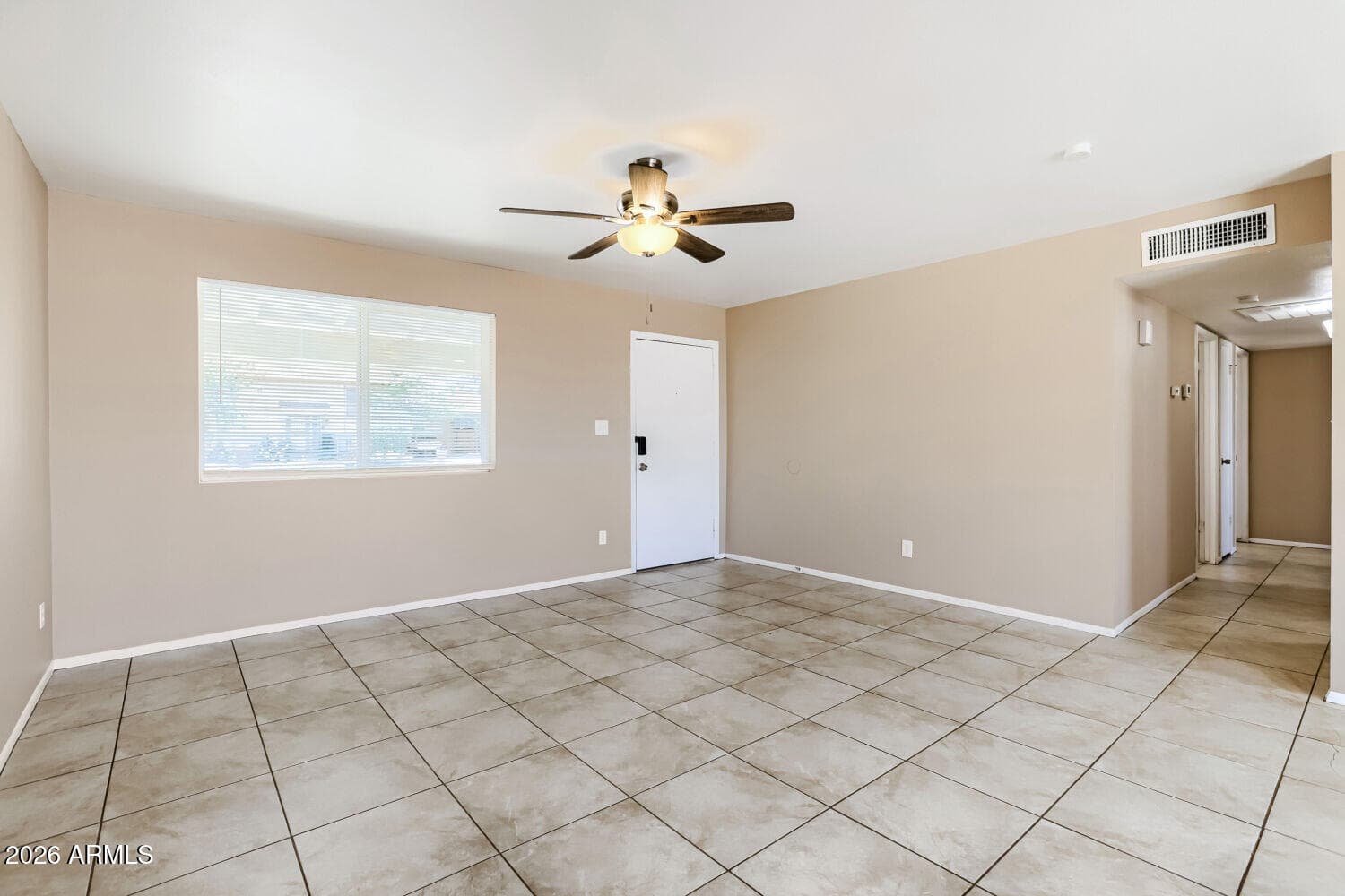 4526 E BURGESS Lane, Phoenix, AZ 85042 — photo 6 of 28