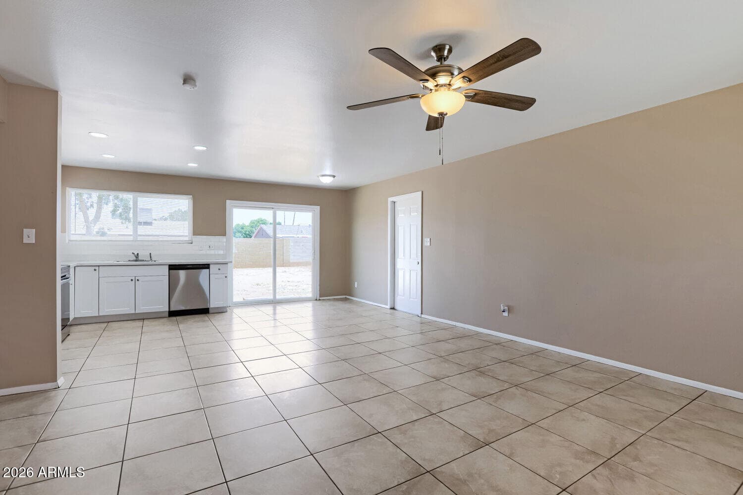 4526 E BURGESS Lane, Phoenix, AZ 85042 — photo 8 of 28