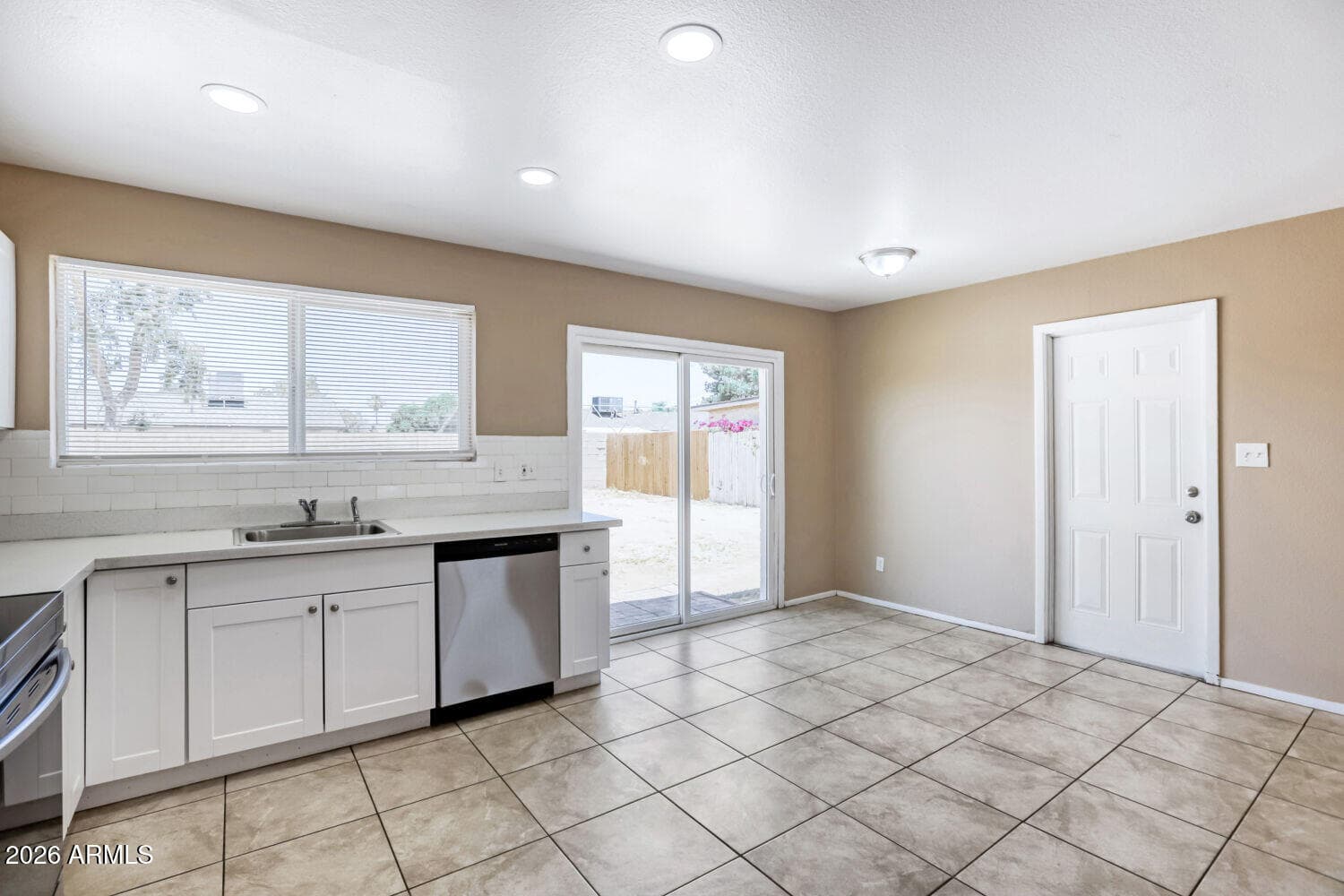 4526 E BURGESS Lane, Phoenix, AZ 85042 — photo 14 of 28