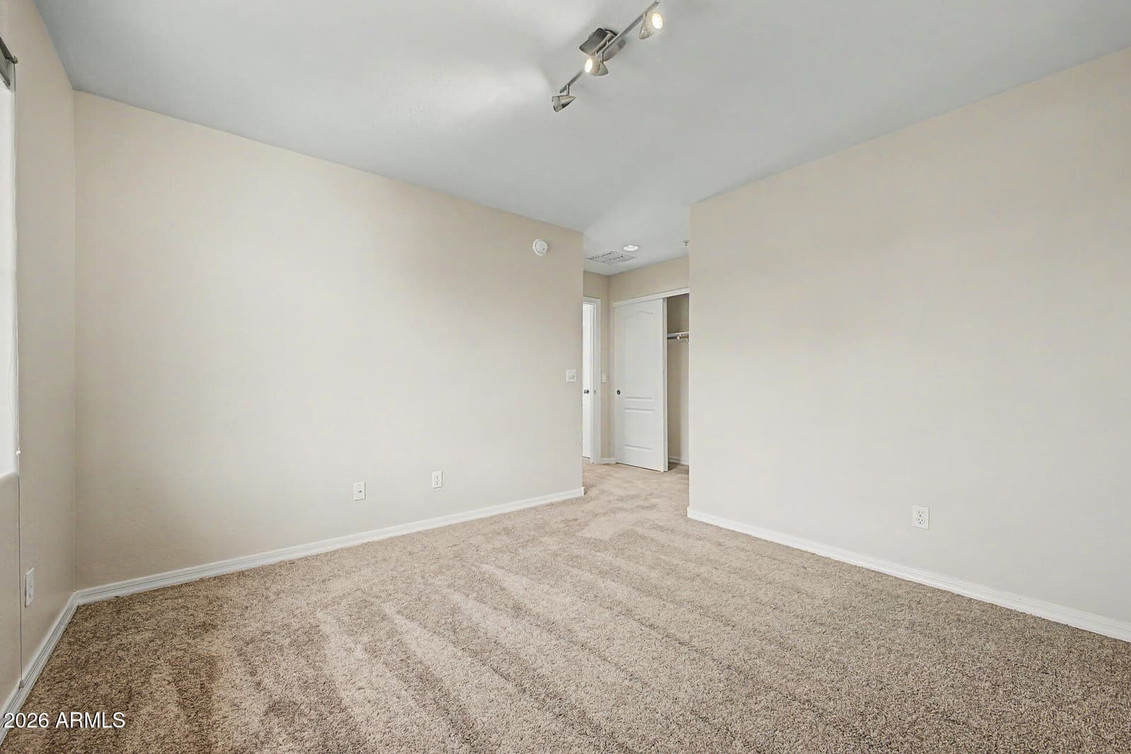 712 S BECK Avenue, Tempe, AZ 85281 — photo 17 of 32