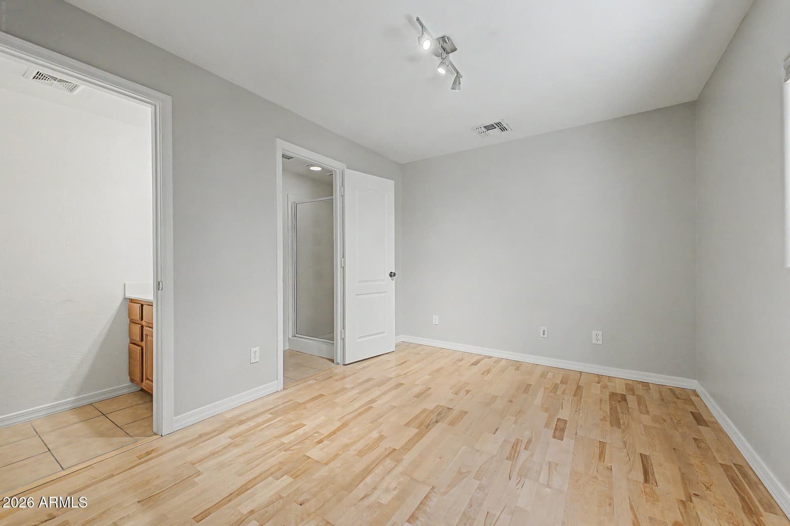 712 S BECK Avenue, Tempe, AZ 85281 — photo 21 of 32