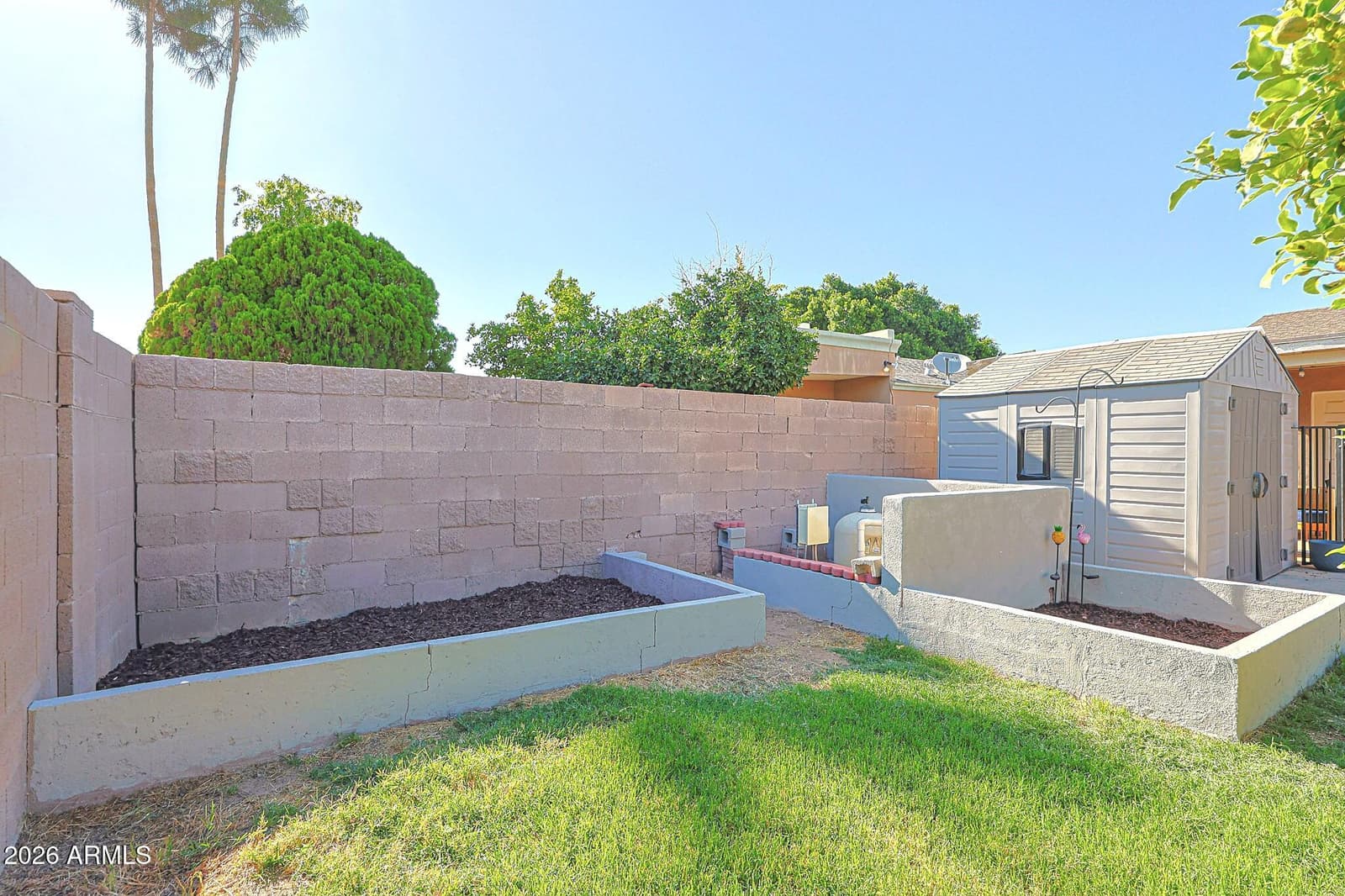 2327 W SUNNYSIDE Avenue, Phoenix, AZ 85029 — photo 25 of 27