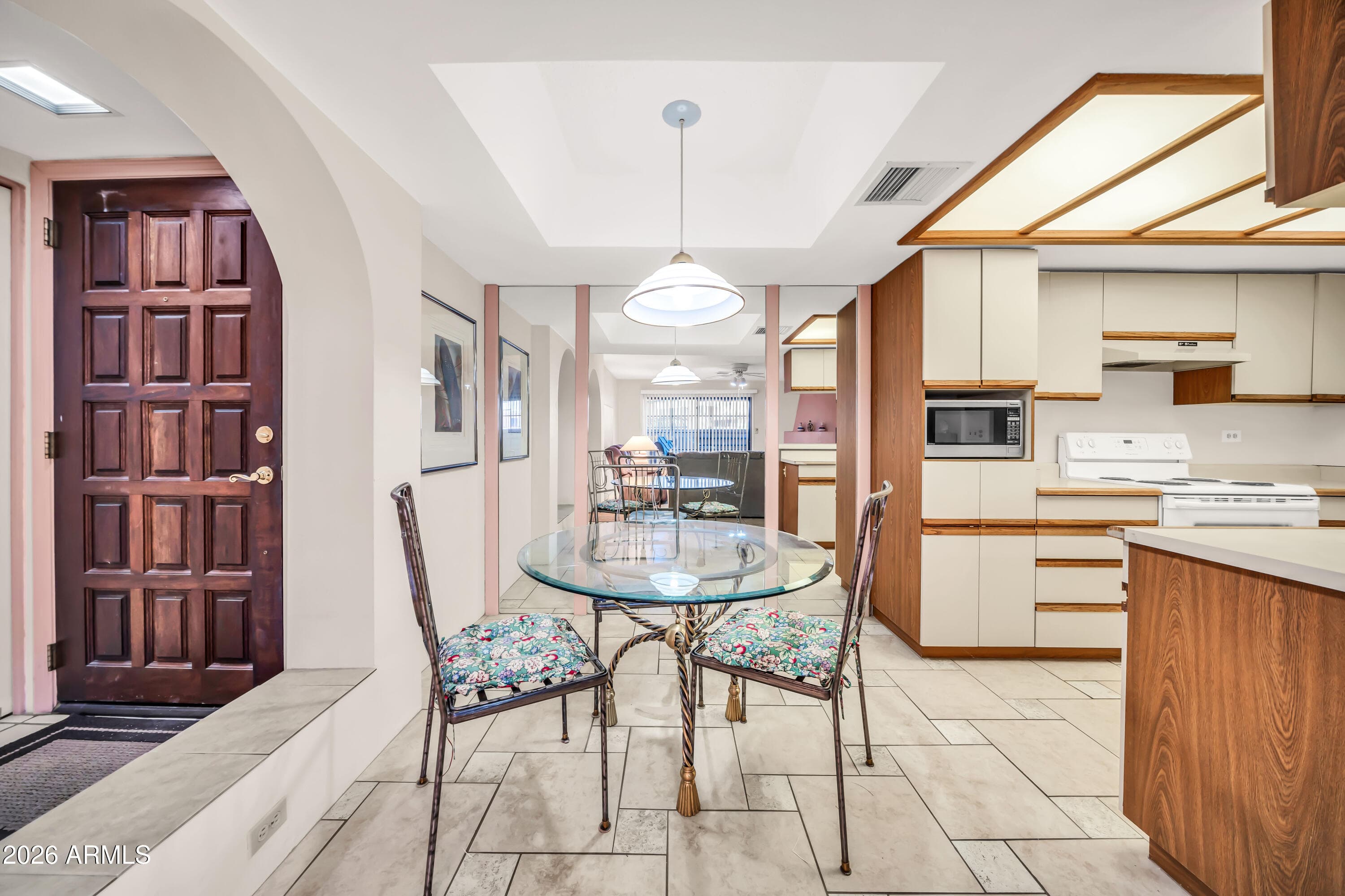 10410 N CAVE CREEK Road 1018, Phoenix, AZ 85020 — photo 11 of 36