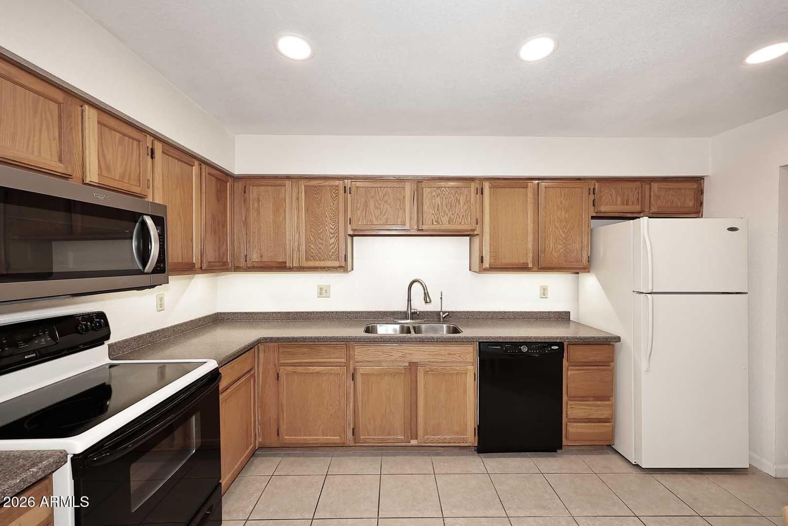 9115 E PURDUE Avenue 108, Scottsdale, AZ 85258 — photo 8 of 41