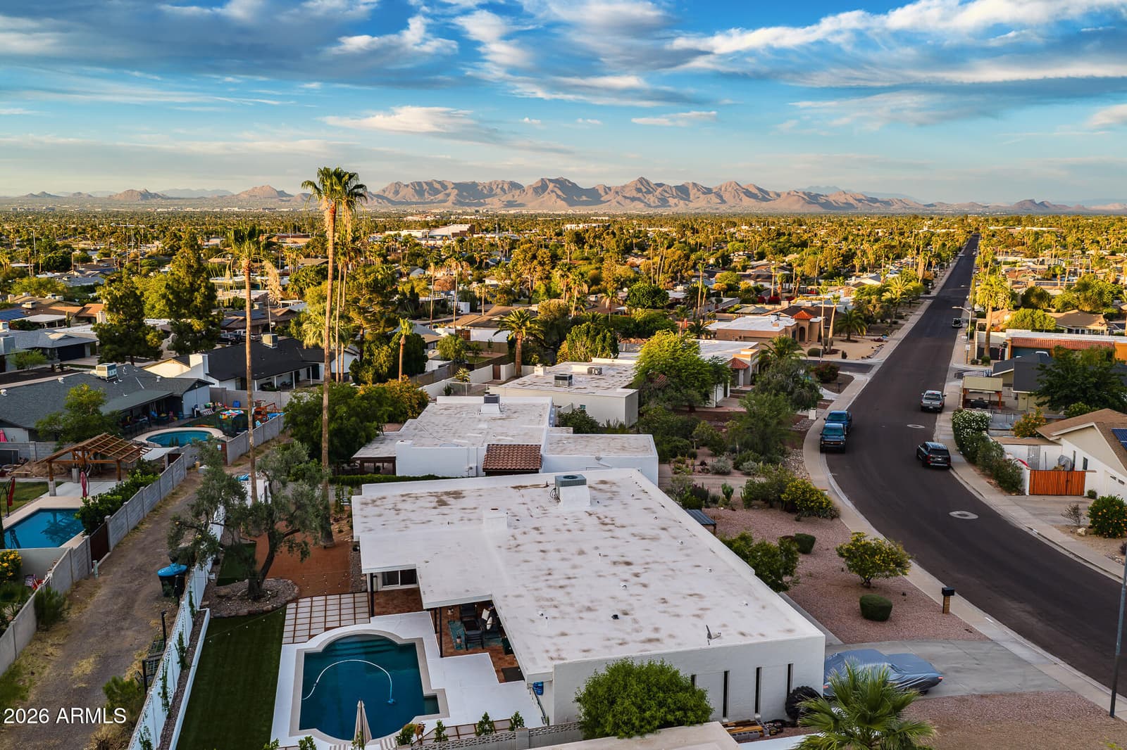 2438 E CHERYL Drive, Phoenix, AZ 85028 — photo 20 of 109