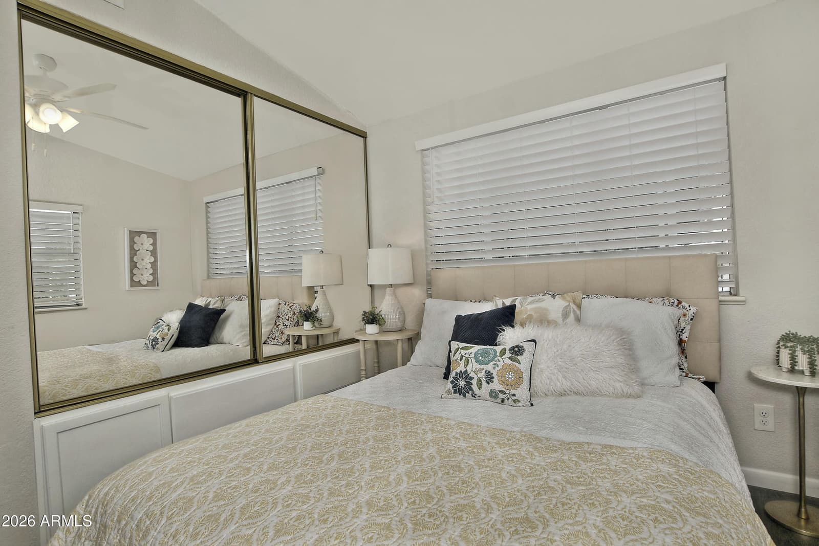 111 S GREENFIELD Road 557, Mesa, AZ 85206 — photo 19 of 38