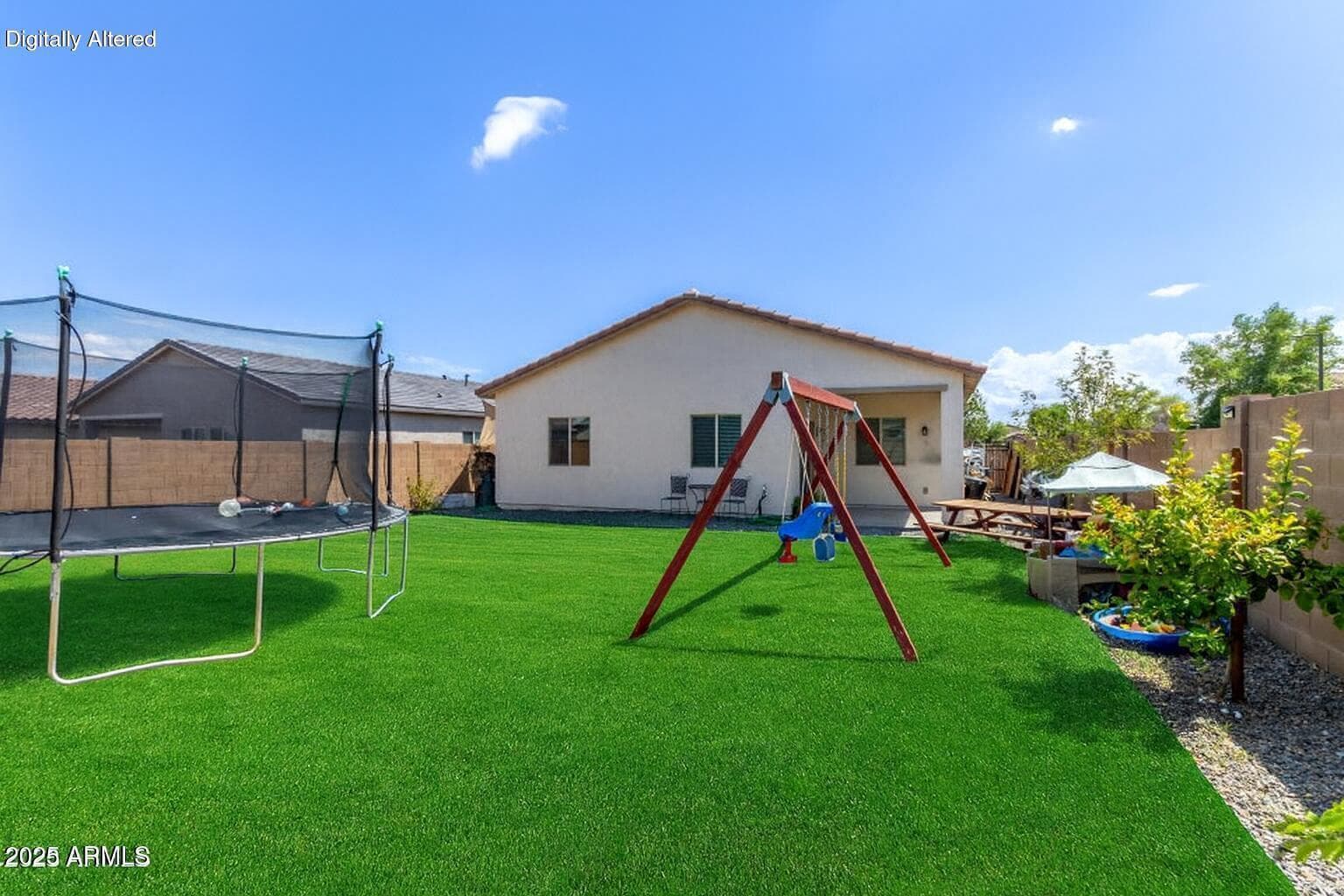 334 W KONA Drive, Casa Grande, AZ 85122 — photo 6 of 30