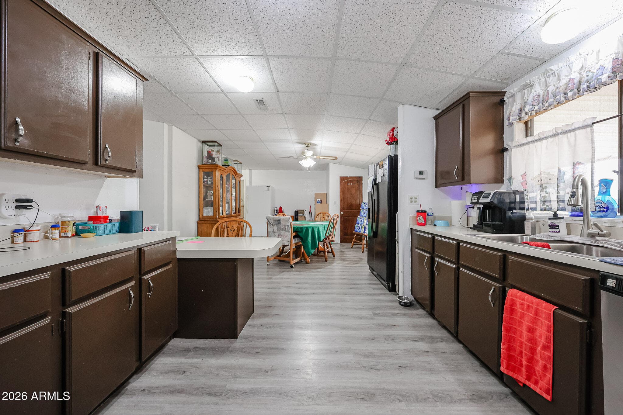 880 E 4TH Avenue, Apache Junction, AZ 85119 — photo 16 of 64