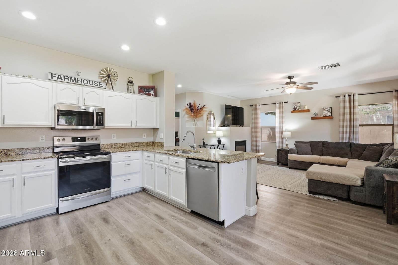 8242 W MELINDA Lane, Peoria, AZ 85382 — photo 14 of 48