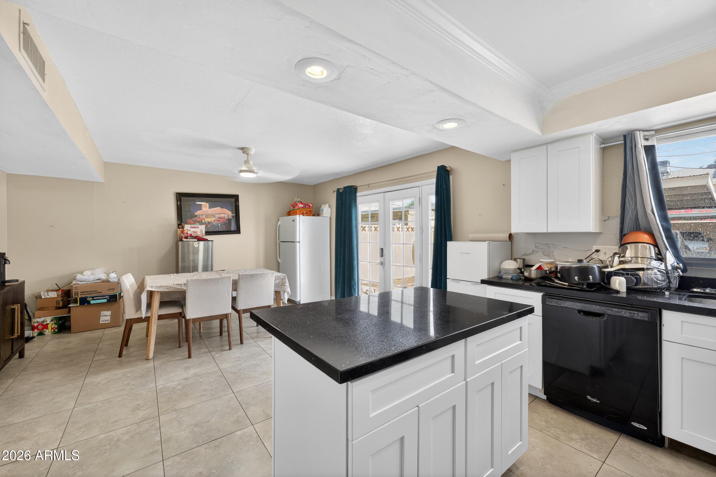 3941 S MILL Avenue, Tempe, AZ 85282 — photo 13 of 29