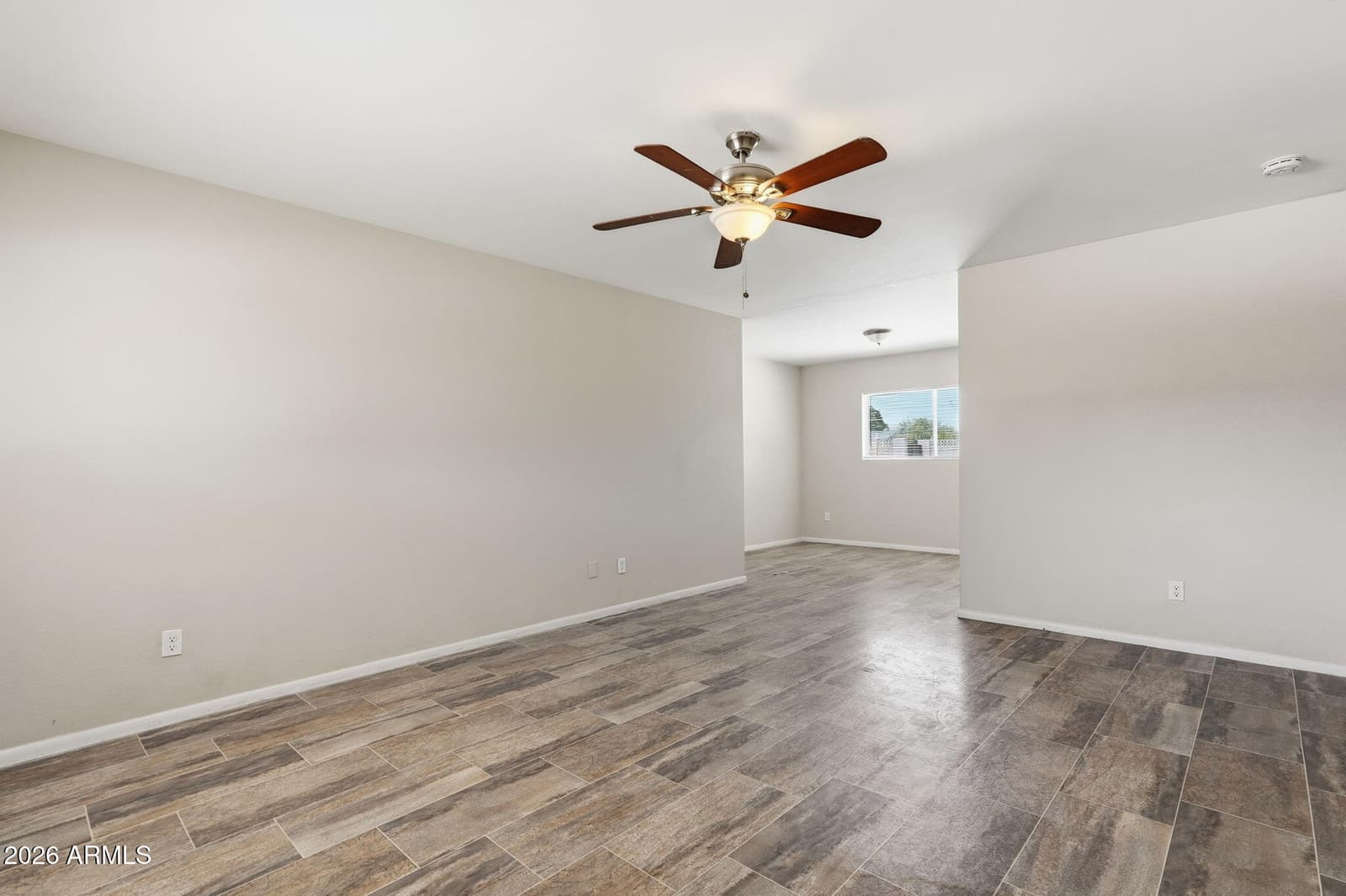 2112 W DAHLIA Drive, Phoenix, AZ 85029 — photo 10 of 29