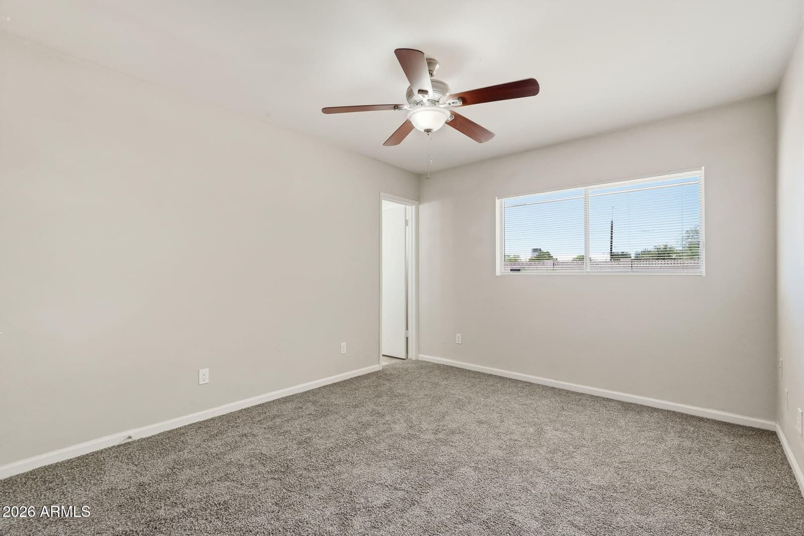 2112 W DAHLIA Drive, Phoenix, AZ 85029 — photo 14 of 29