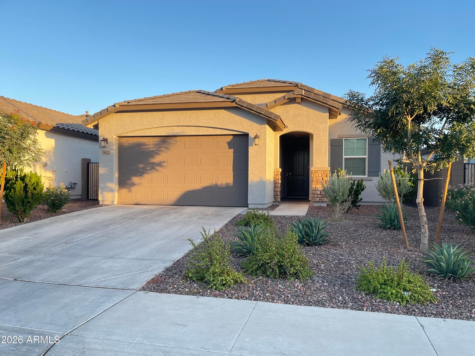 9421 W MONTECITO Avenue, Phoenix, AZ 85037 — photo 1 of 43