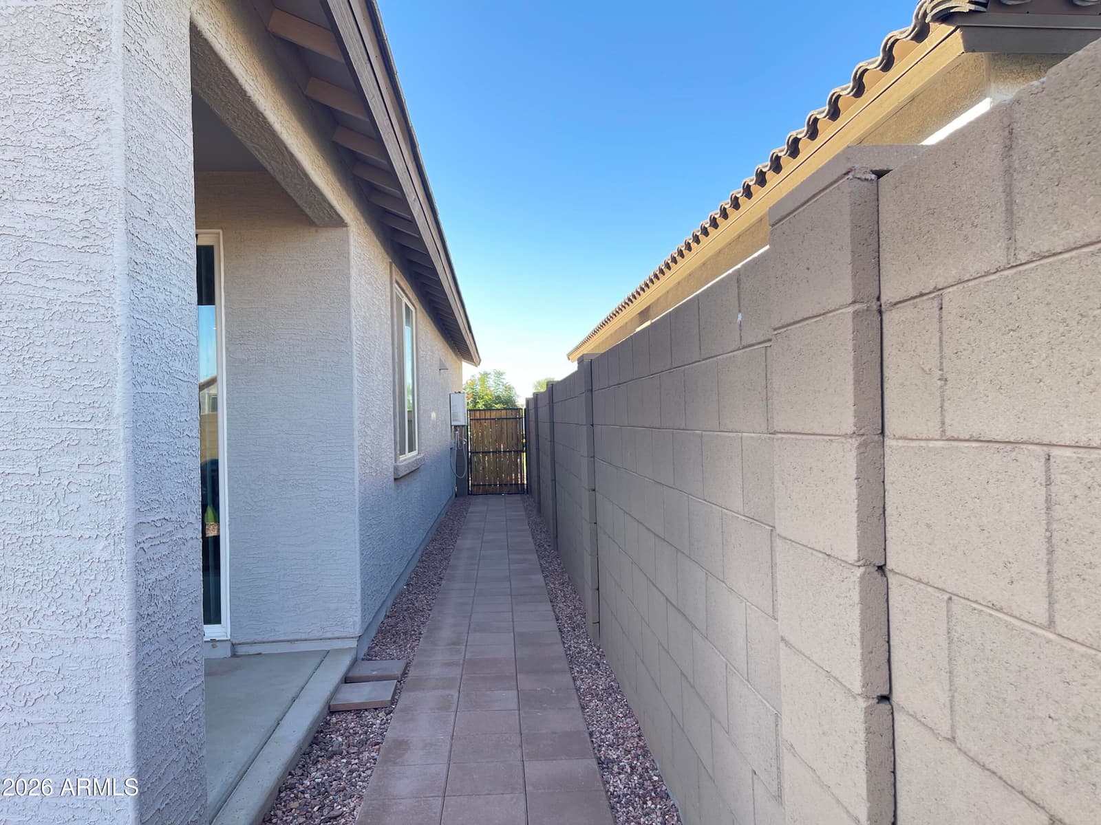 9421 W MONTECITO Avenue, Phoenix, AZ 85037 — photo 34 of 43