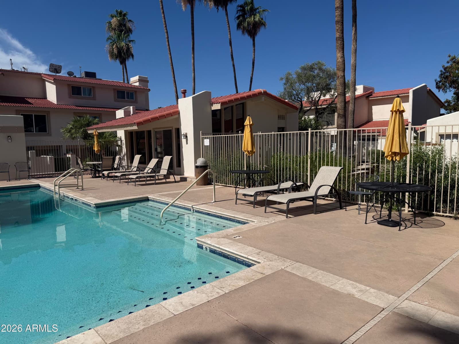 7921 E SAN MIGUEL Avenue 8, Scottsdale, AZ 85250 — photo 31 of 40