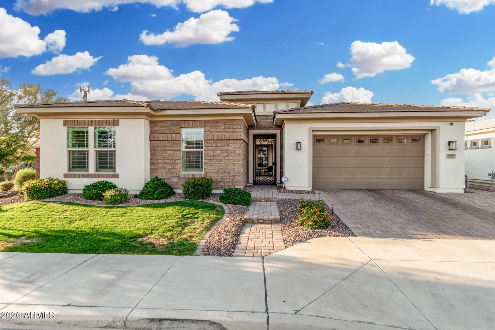 2052 E Scorpio Place, Chandler, AZ 85249 — photo 8 of 100