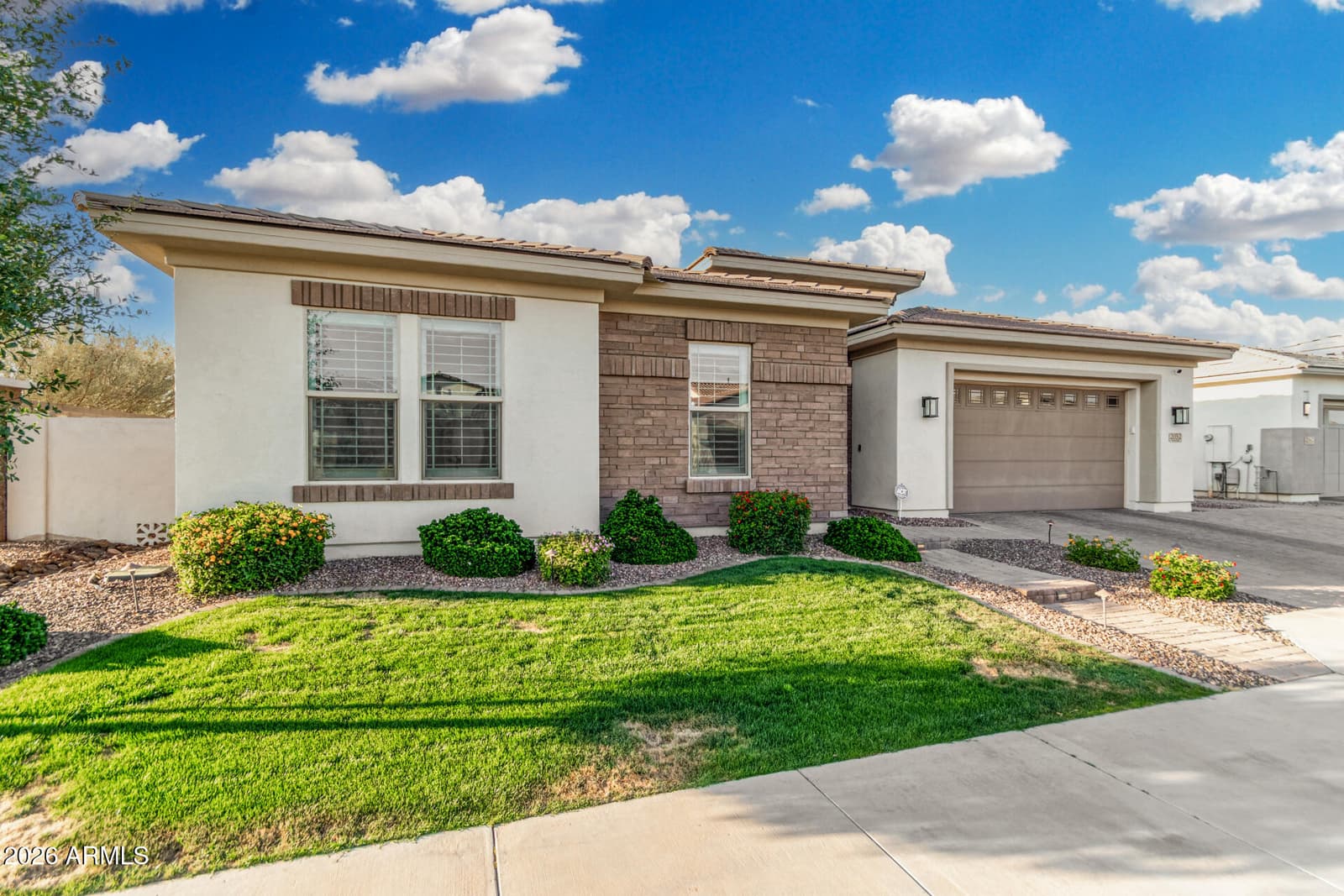 2052 E Scorpio Place, Chandler, AZ 85249 — photo 11 of 100