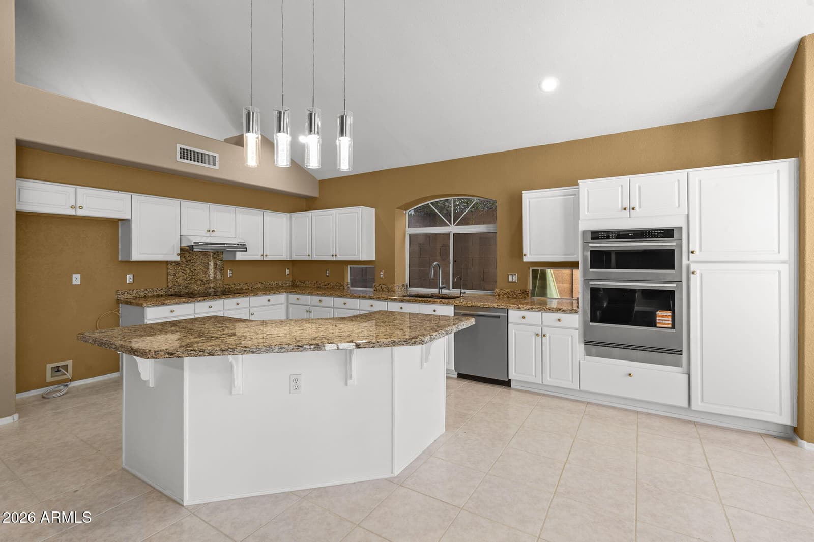 908 E MOUNTAIN SAGE Drive, Phoenix, AZ 85048 — photo 13 of 46