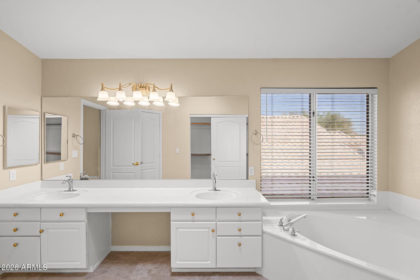 908 E MOUNTAIN SAGE Drive, Phoenix, AZ 85048 — photo 28 of 46