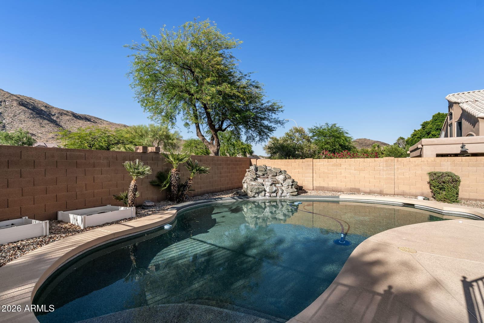 908 E MOUNTAIN SAGE Drive, Phoenix, AZ 85048 — photo 44 of 46