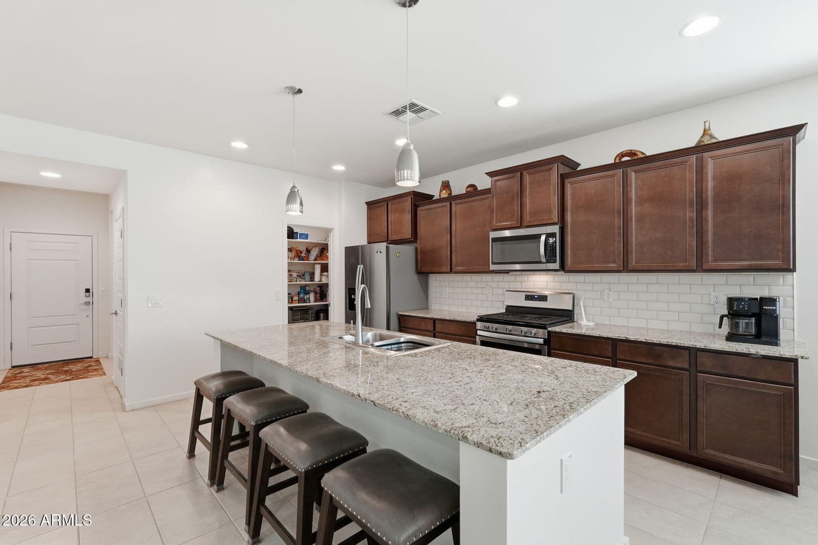 500 W NIKITA Drive, San Tan Valley, AZ 85140 — photo 9 of 41