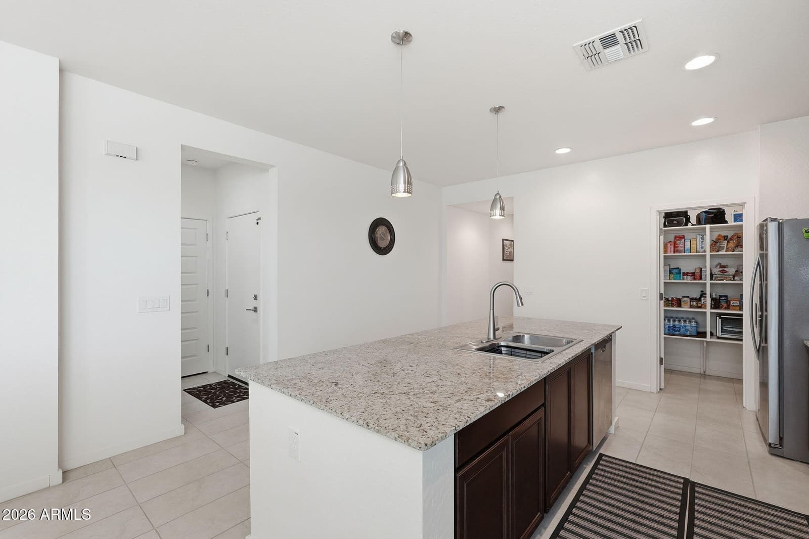 500 W NIKITA Drive, San Tan Valley, AZ 85140 — photo 14 of 41