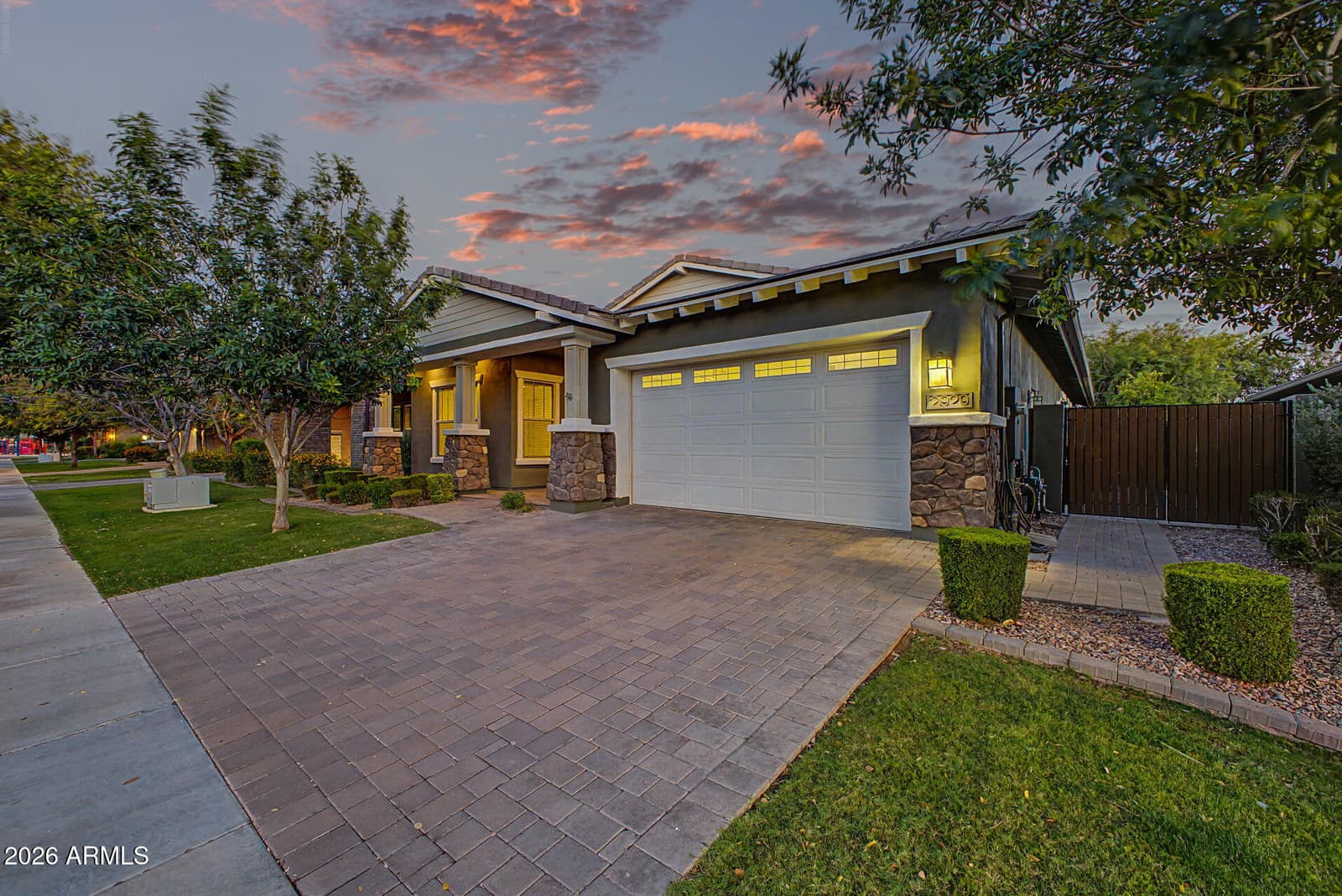 2929 E APPALOOSA Road, Gilbert, AZ 85296 — photo 1 of 57