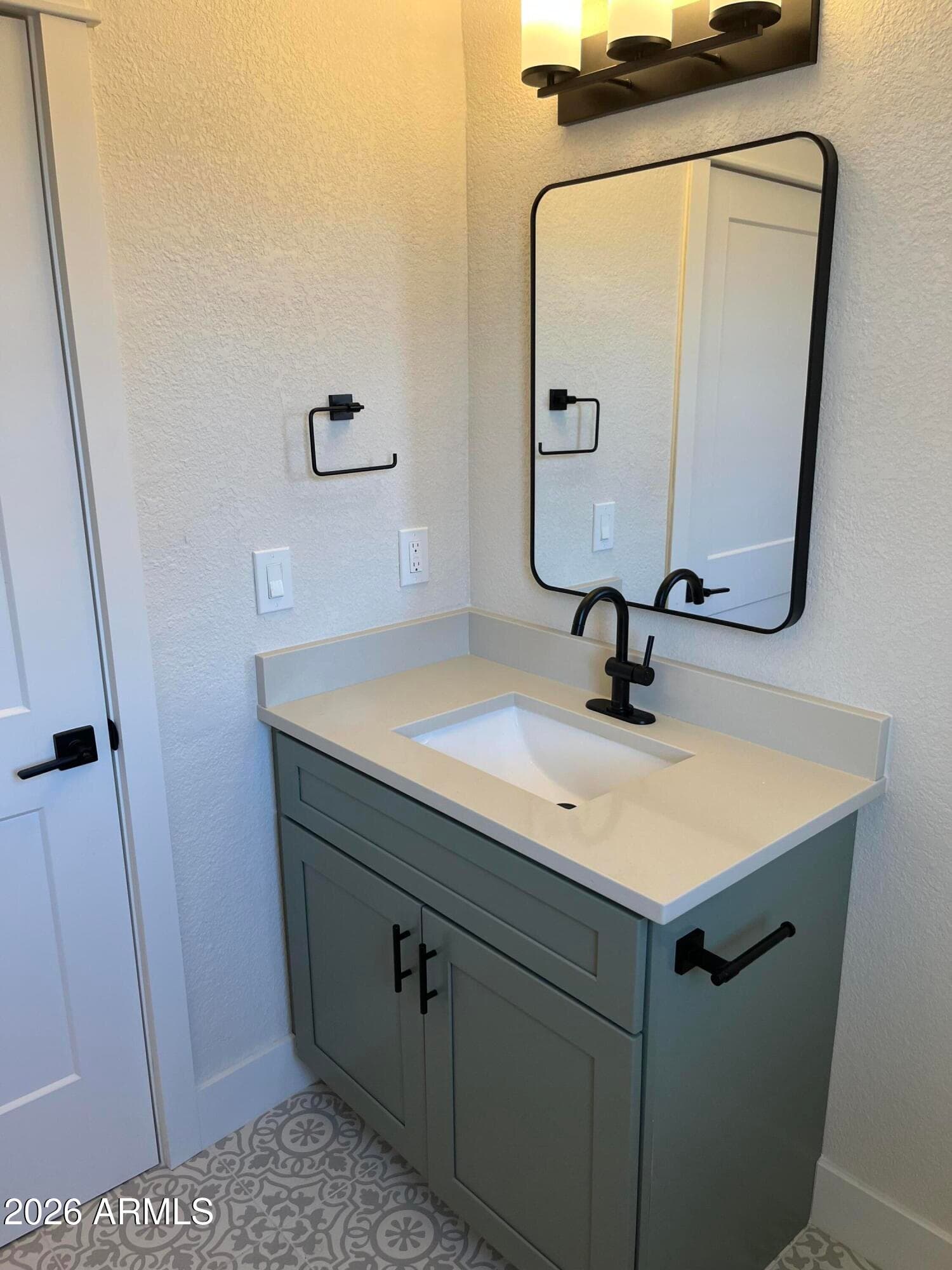 317 N 20TH Avenue, Phoenix, AZ 85009 — photo 29 of 37