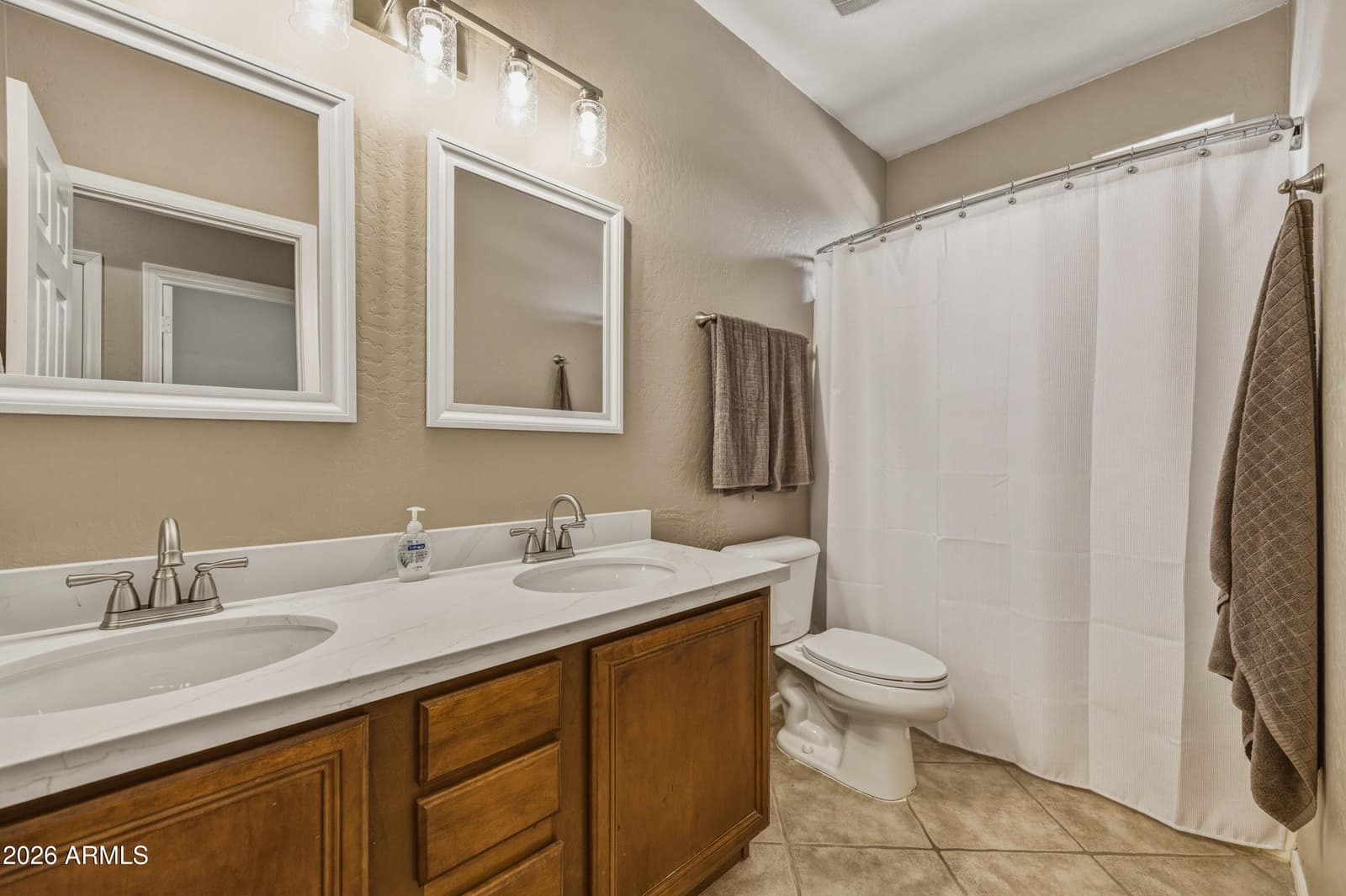1826 E VALENCIA Drive, Phoenix, AZ 85042 — photo 20 of 42