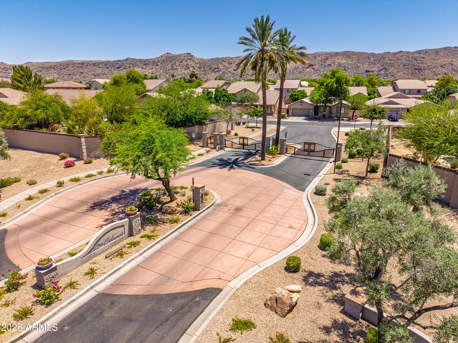 1826 E VALENCIA Drive, Phoenix, AZ 85042 — photo 39 of 42