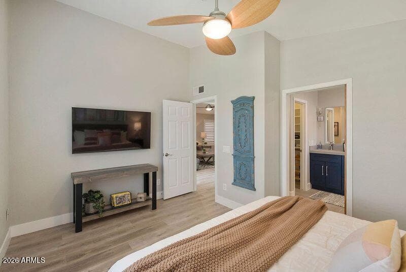8969 E ASTER Drive, Scottsdale, AZ 85260 — photo 12 of 31