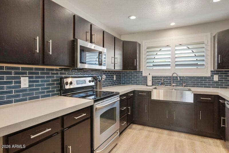 8969 E ASTER Drive, Scottsdale, AZ 85260 — photo 6 of 31