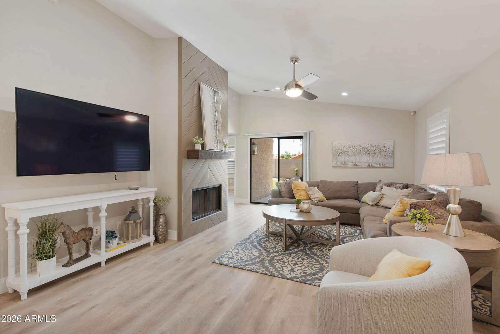 8969 E ASTER Drive, Scottsdale, AZ 85260 — photo 1 of 31