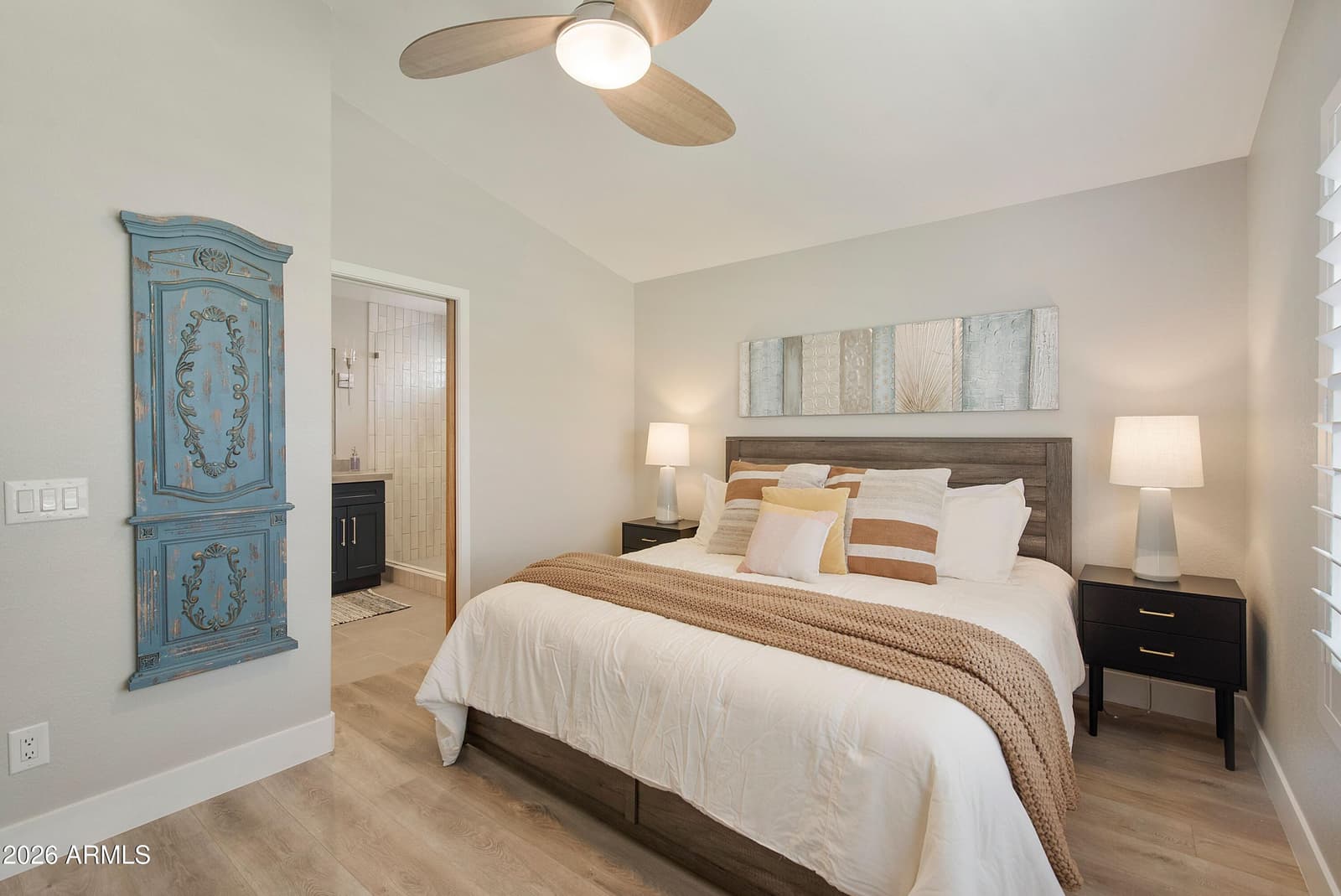 8969 E ASTER Drive, Scottsdale, AZ 85260 — photo 11 of 31