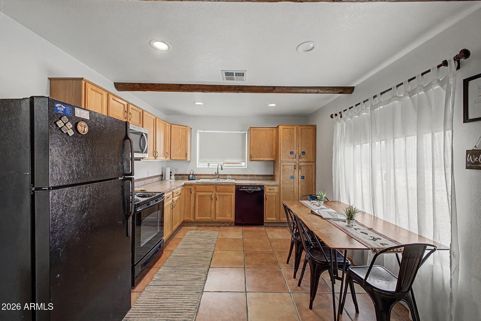 539 N MADISON Street, Wickenburg, AZ 85390 — photo 9 of 27