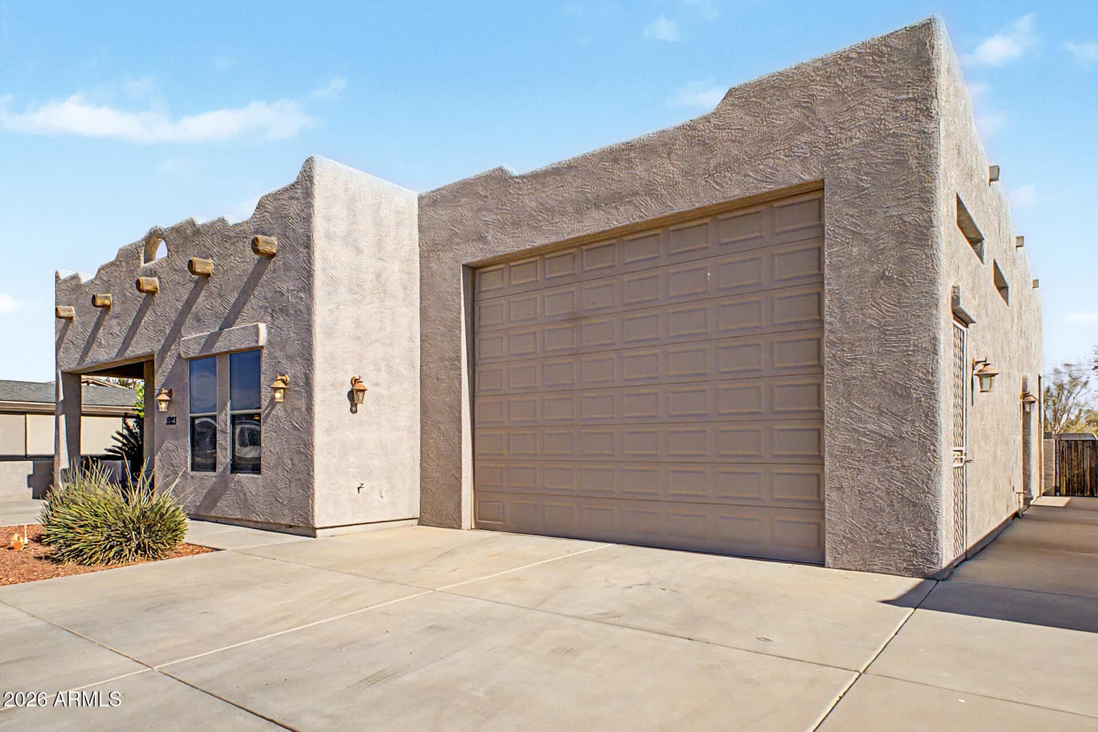 5923 E KENWOOD Street, Mesa, AZ 85215 — photo 6 of 37