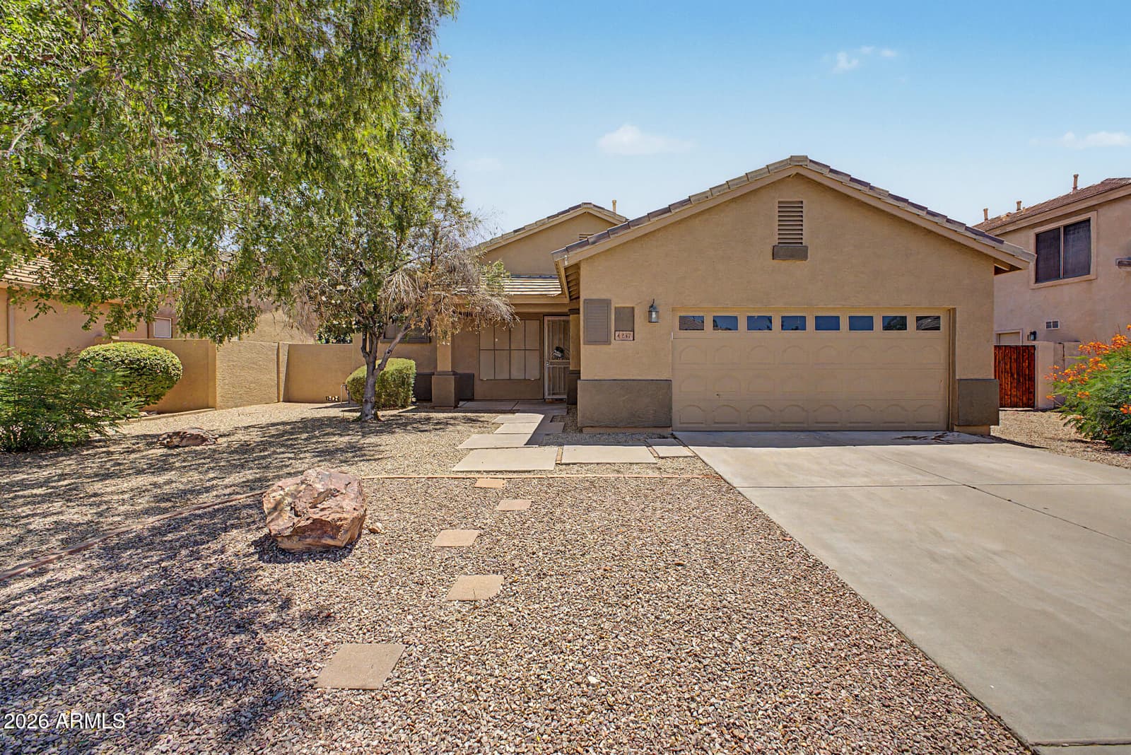 4237 E DEL RIO Street, Gilbert, AZ 85295 — photo 1 of 31