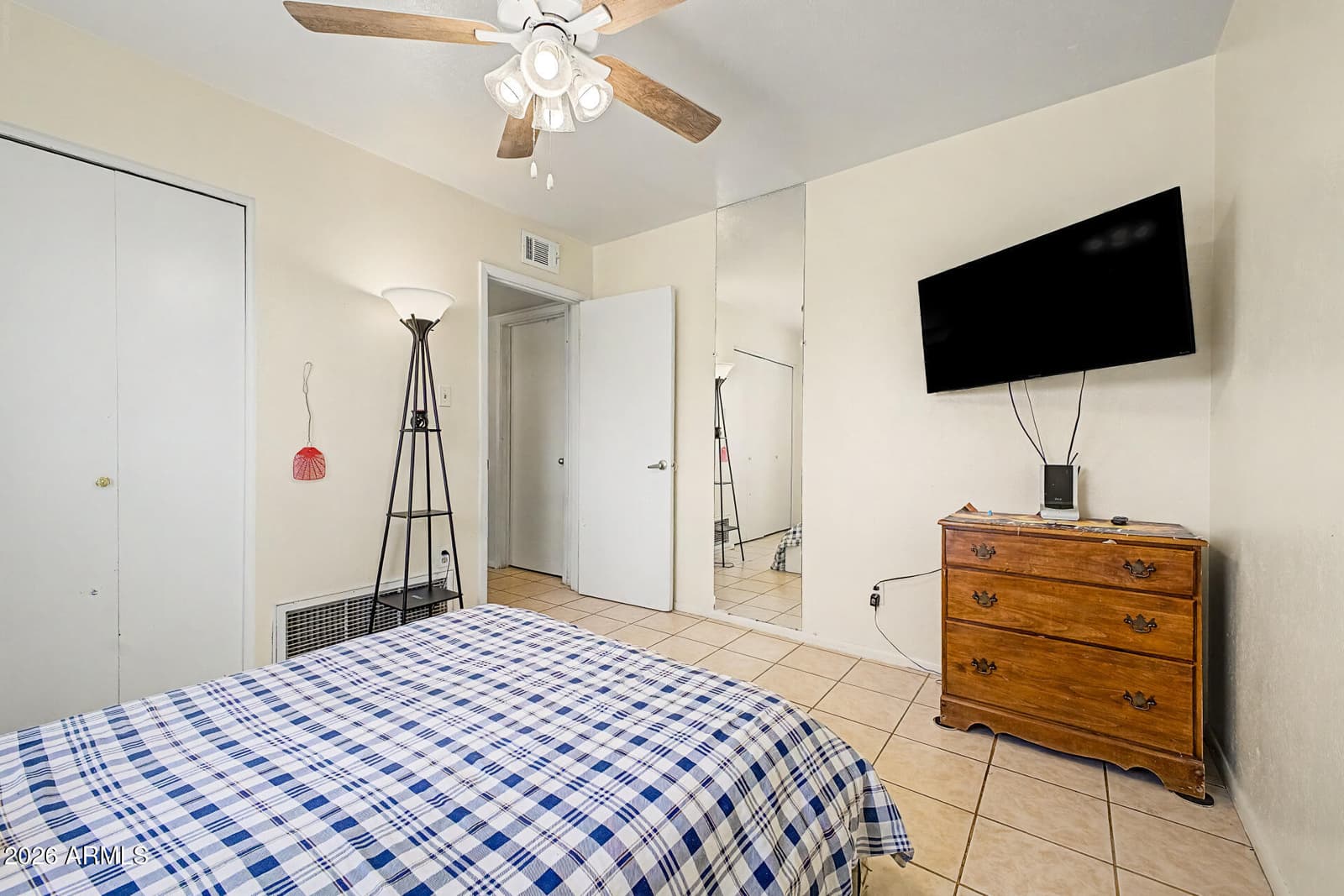 11608 N 20th Drive, Phoenix, AZ 85029 — photo 14 of 28