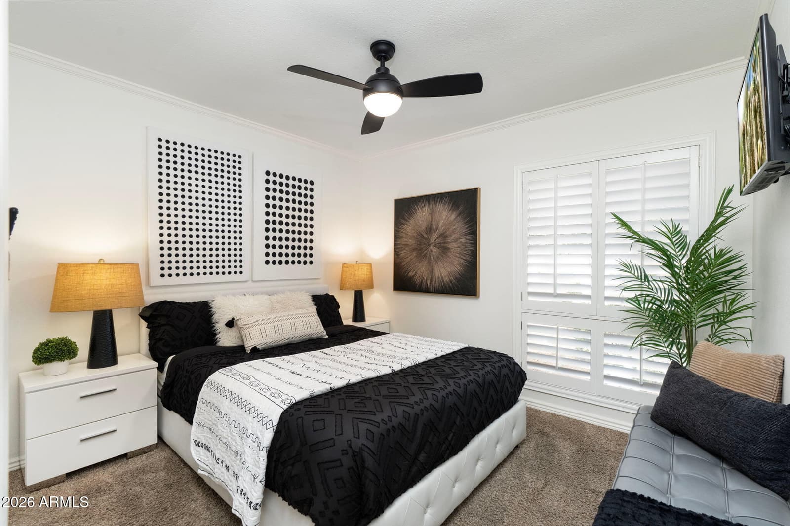 2347 E MESCAL Street, Phoenix, AZ 85028 — photo 18 of 33