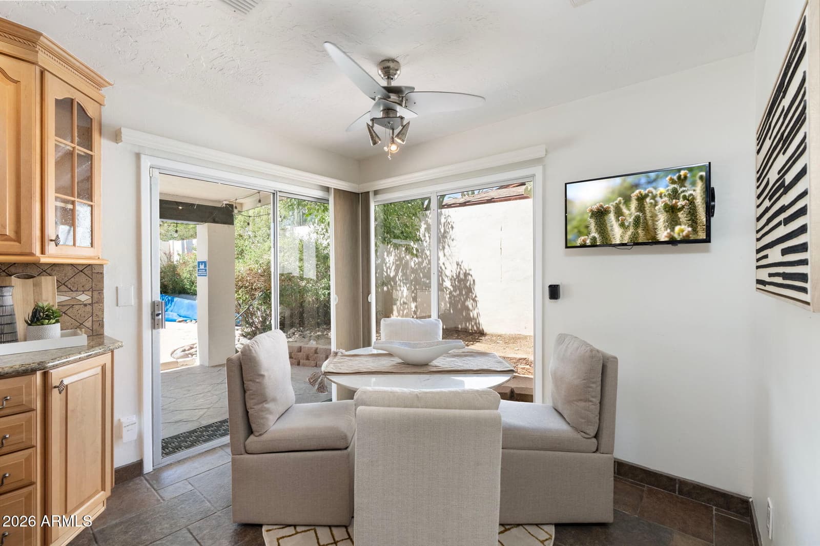 2347 E MESCAL Street, Phoenix, AZ 85028 — photo 24 of 33