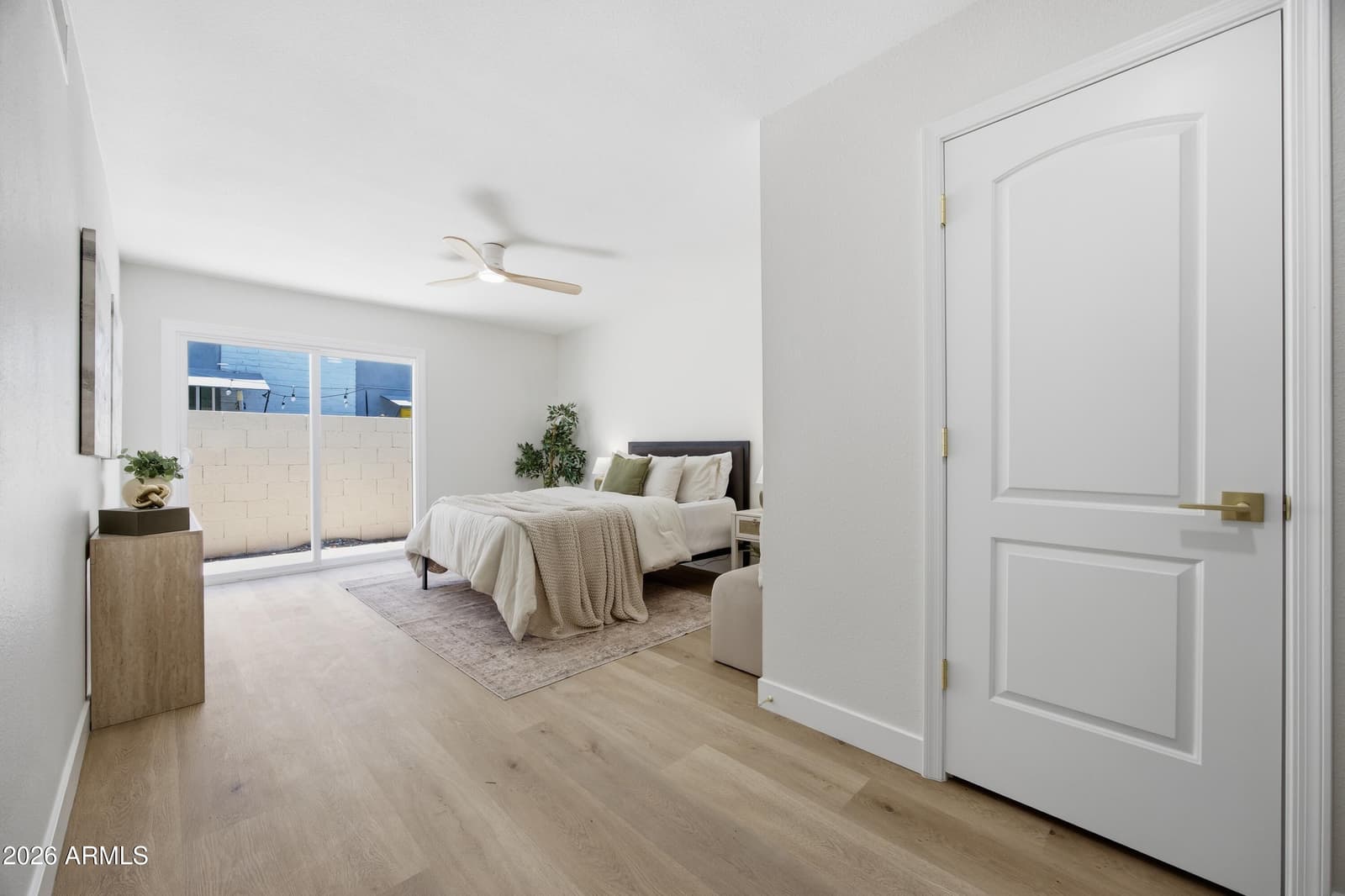 3033 N 39TH Street 4, Phoenix, AZ 85018 — photo 11 of 25