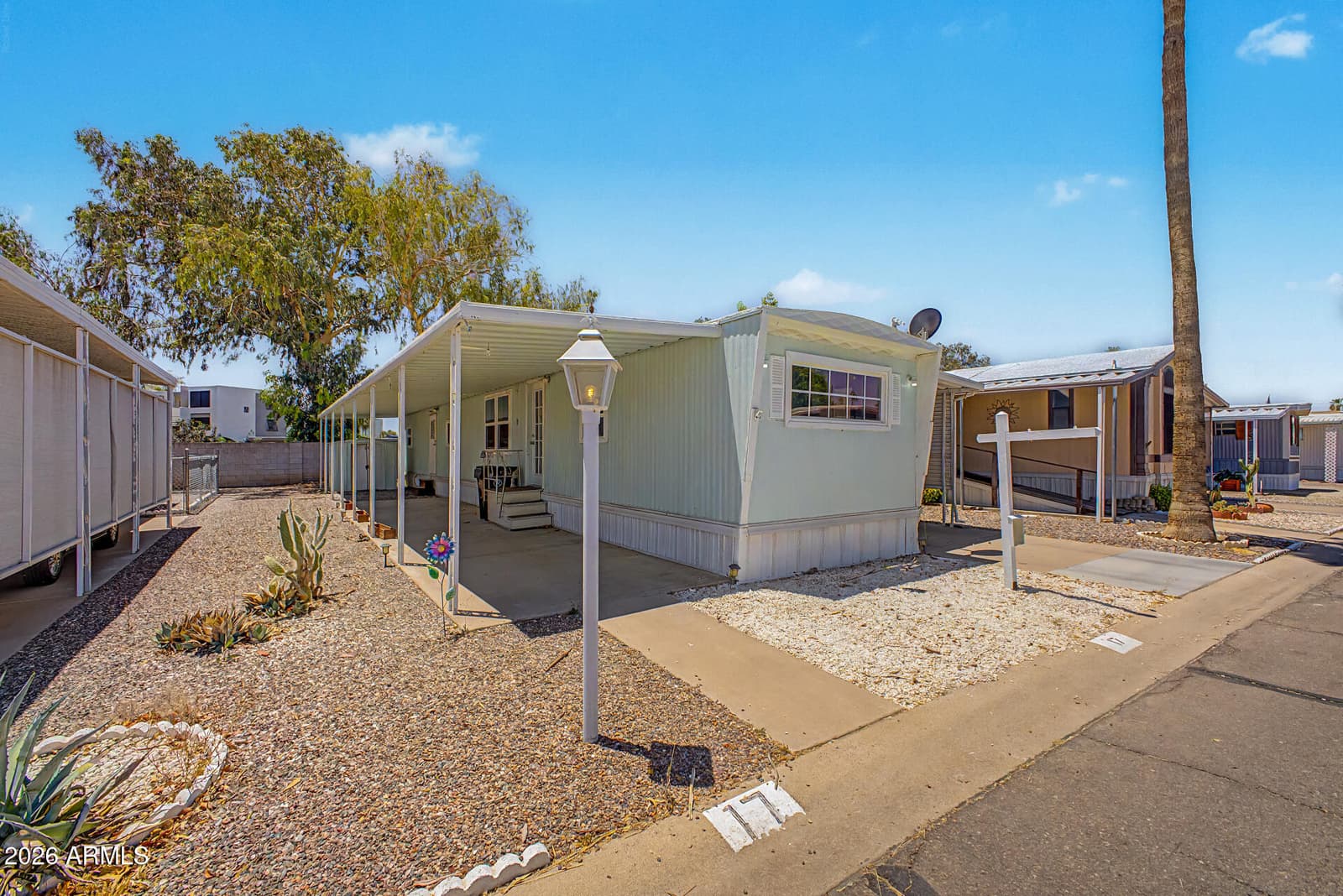 535 S ALMA SCHOOL Road 17, Mesa, AZ 85210 — photo 1 of 27