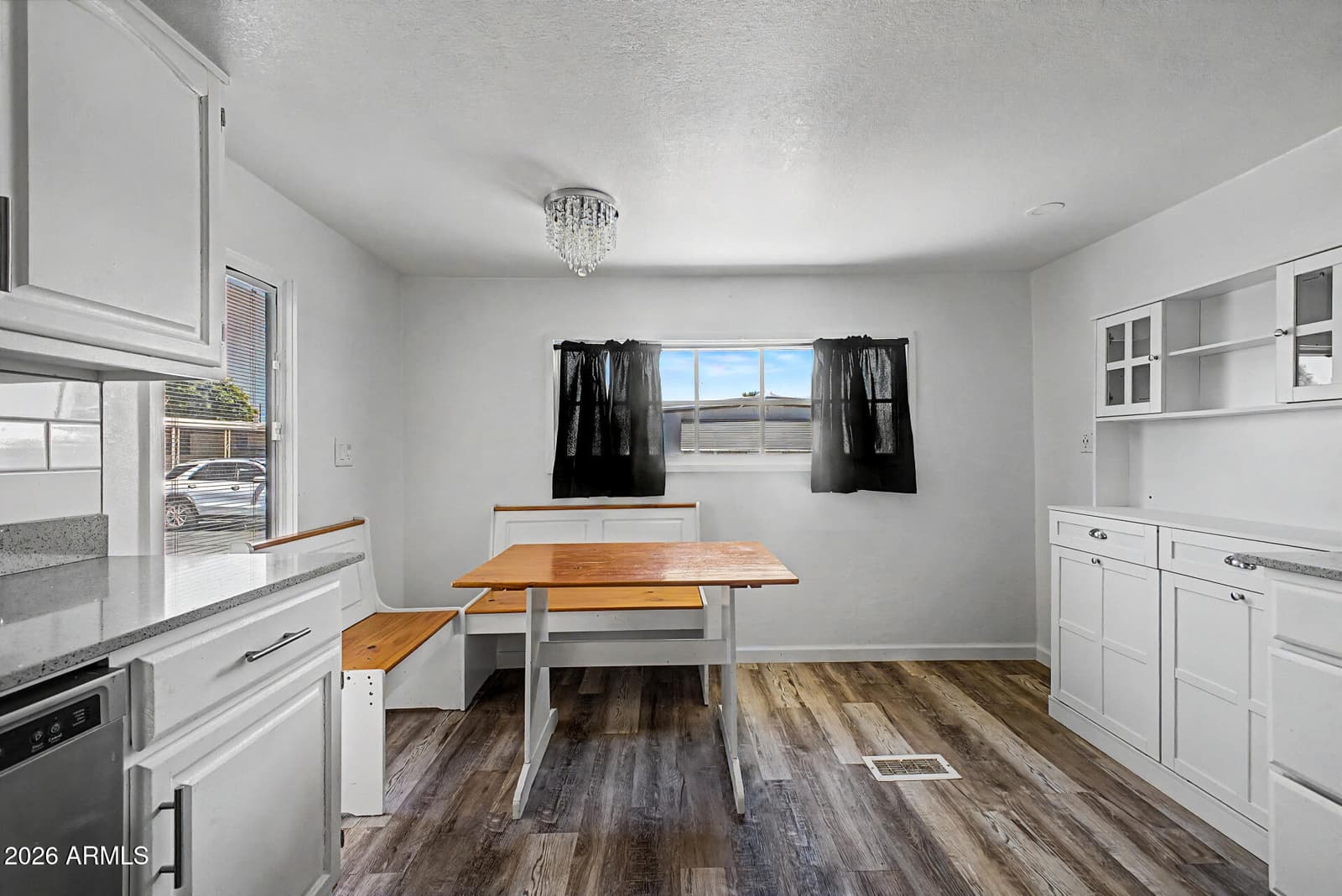 535 S ALMA SCHOOL Road 17, Mesa, AZ 85210 — photo 14 of 27