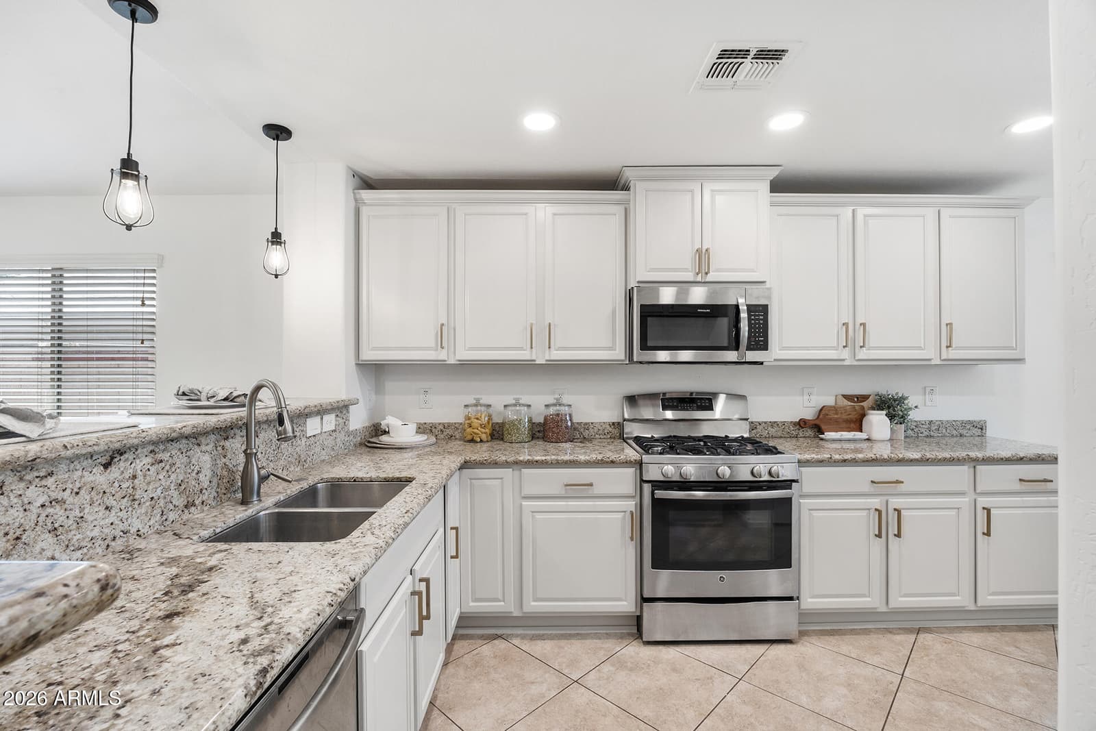2159 E STACEY Road, Gilbert, AZ 85298 — photo 3 of 42